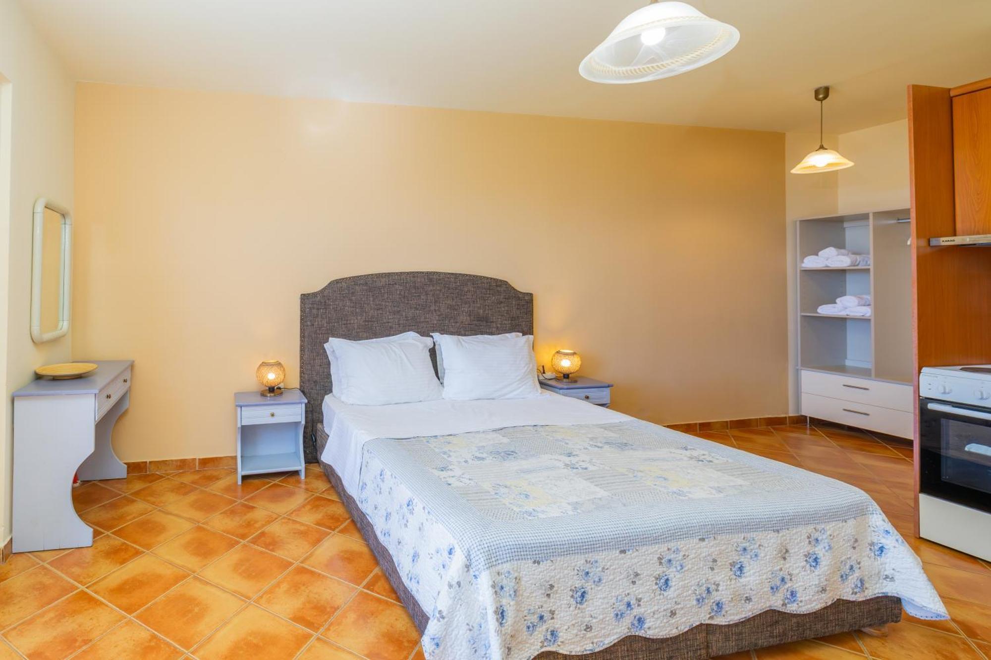 Delfinia Apartment Vlachata ภายนอก รูปภาพ